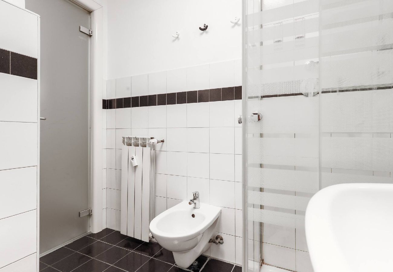 Rent by room in Rome - San Giovanni room 1