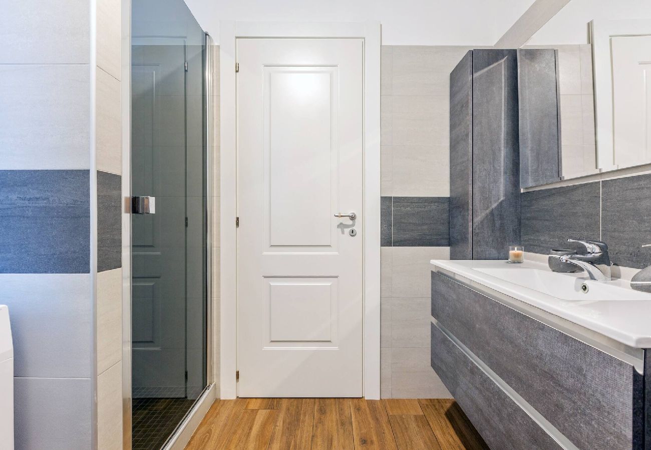 Apartment in Rome - Blu Colombo