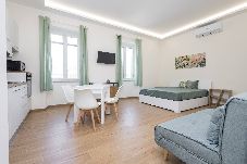 House in Rome - Mickey house