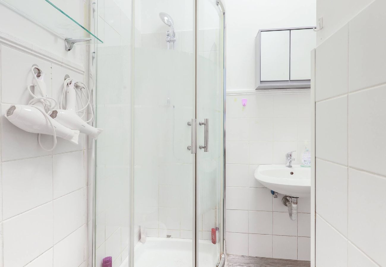 Rent by room in Rome - San Giovanni room 3