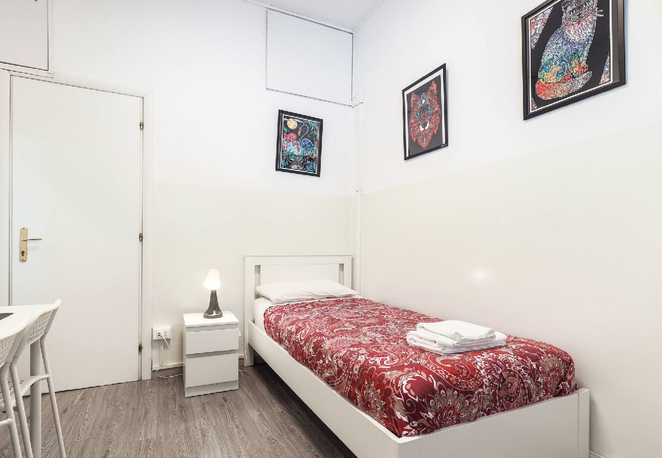 Rent by room in Rome - San Giovanni room 4