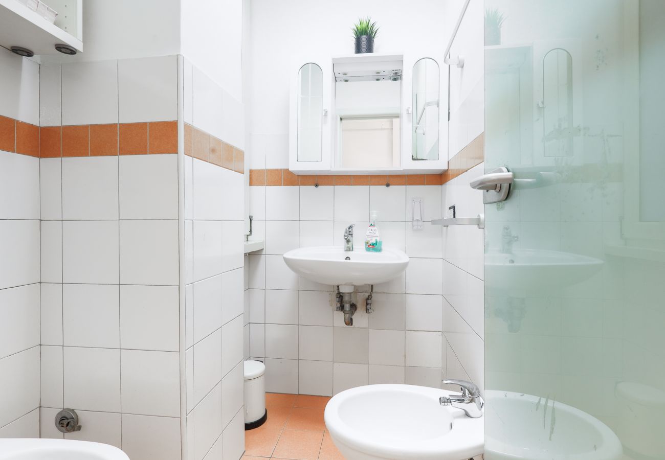 Rent by room in Rome - San Giovanni room 2